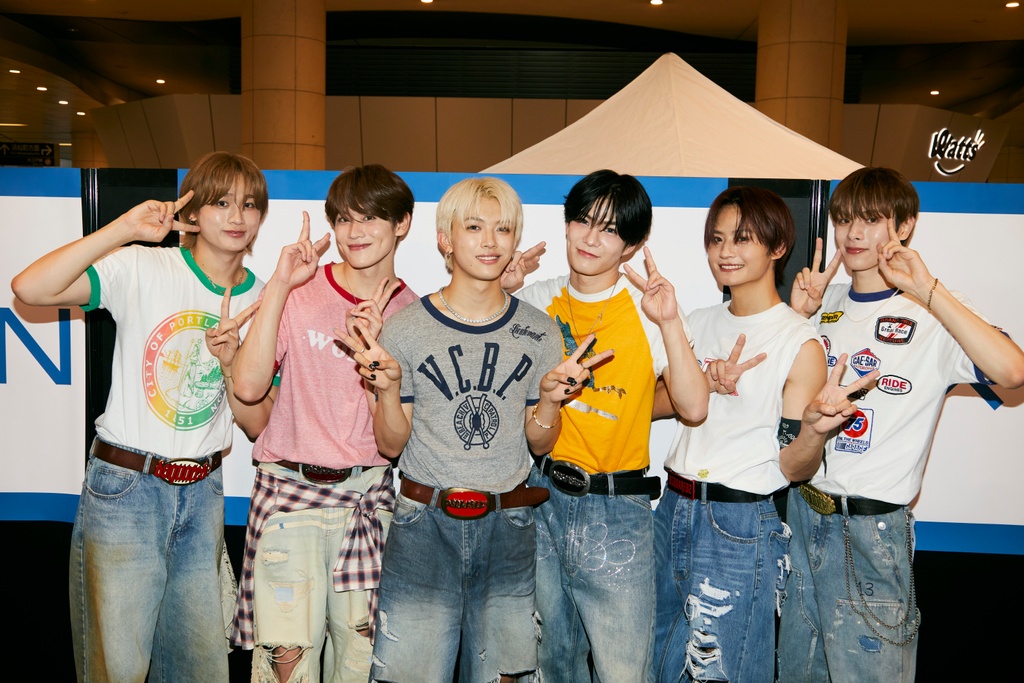 【DXTEEN】マヂカルラブリー村上さんの今日の相方は誰だ!?　6TH SINGLE『両片想い』リリースイベントをレポート♡