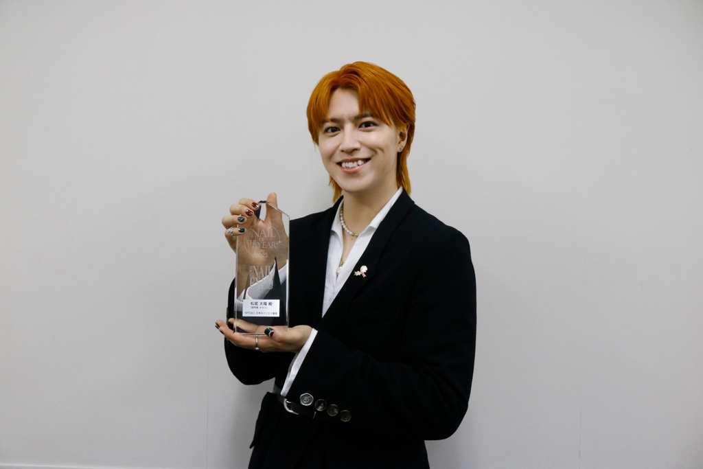 『ネイルオブザイヤー2025』受賞！　松尾太陽さんに直撃取材です！