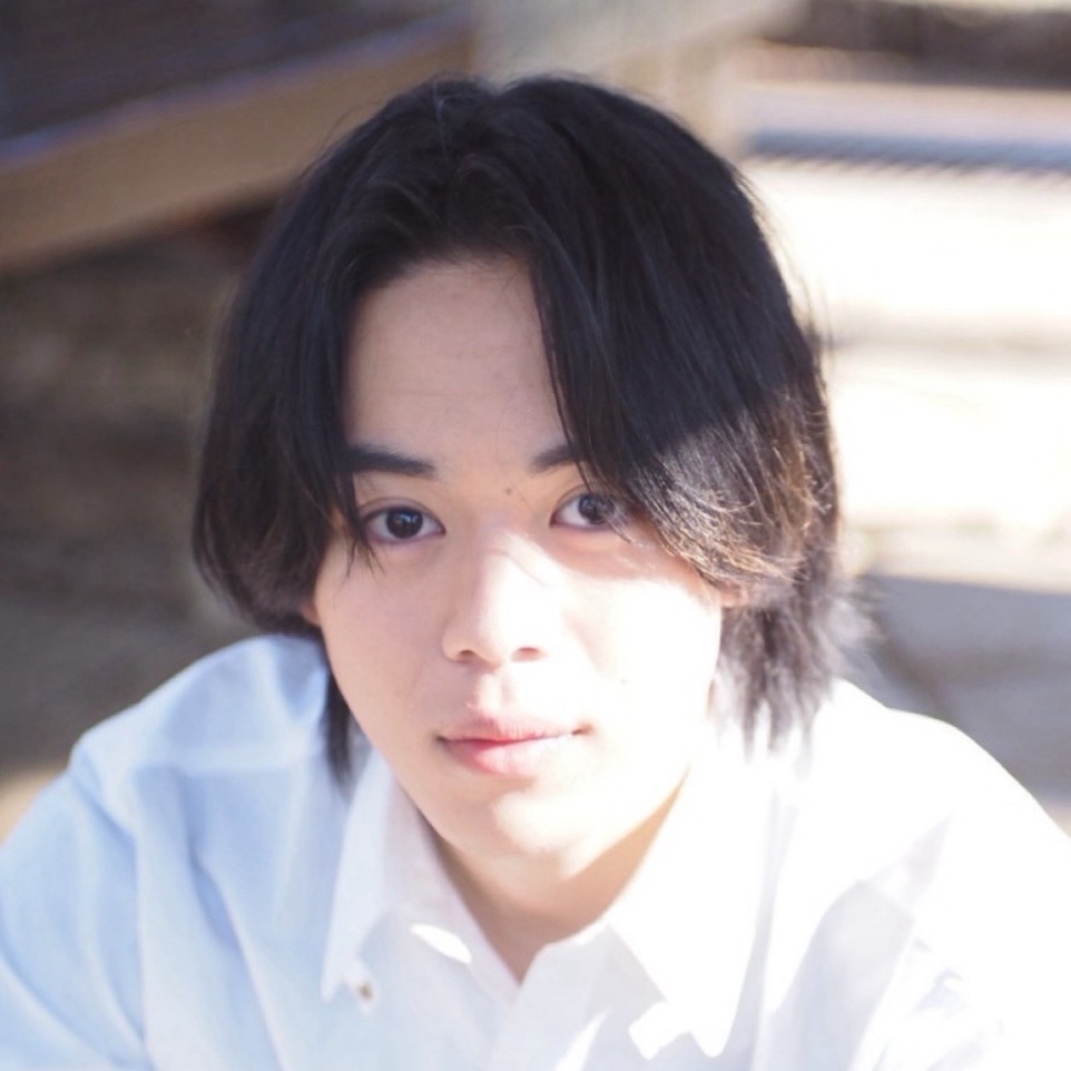 植原佑介