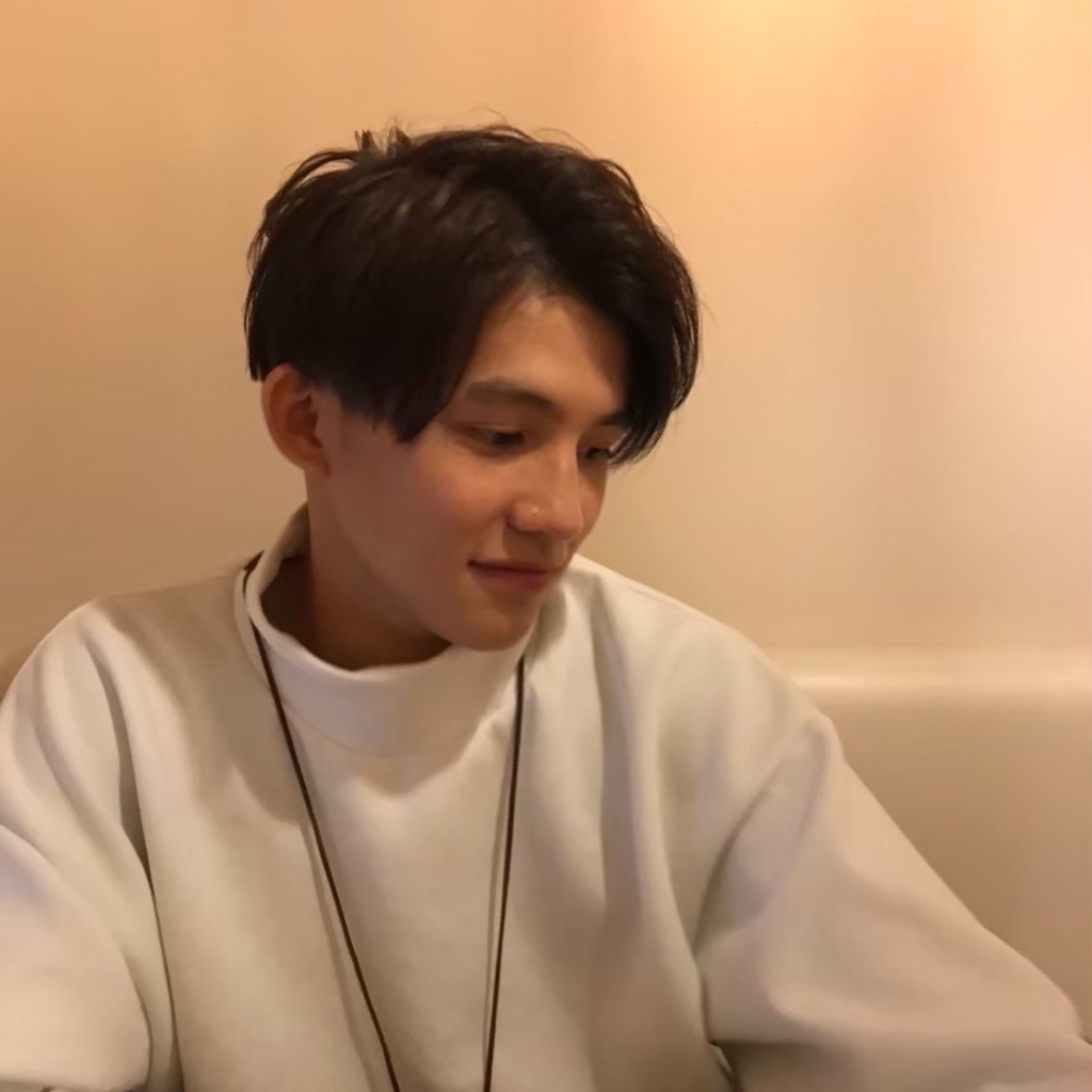 阪口真那人