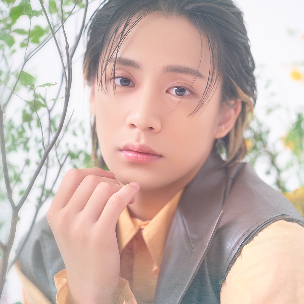 前川優希 2nd写真集発売記念ラッフルくじ | RAFFLE