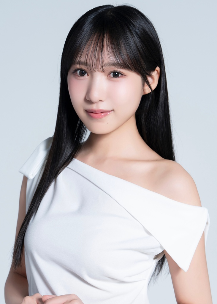 横野すみれ