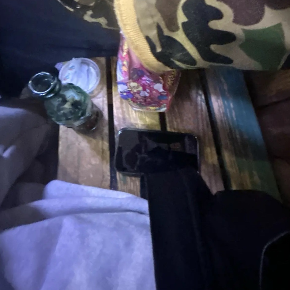 な